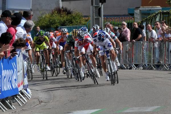 Antony Roux (Fran&ccedil;aise Des Jeux) held off the bunch to the line.
