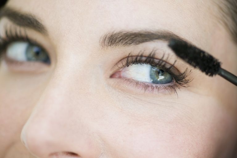 mascara with fibers