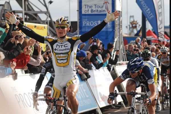 Andre Greipel (HTC-Columbia) wins a second Tour of Britain stage.