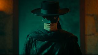 Miguel Bernardeau as Zorro in a mask and hat in Zorro