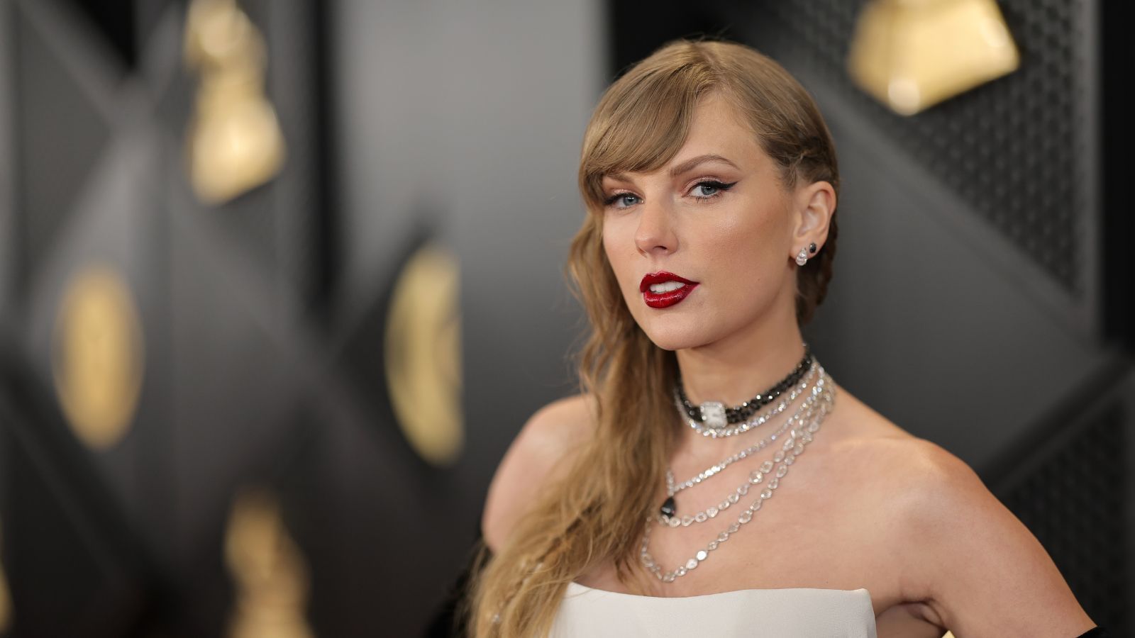 It’s 'Taylor Swift Week' and we’re obsessing over The Life of a Showgirl – but where does the life of a showgirl actually happen?