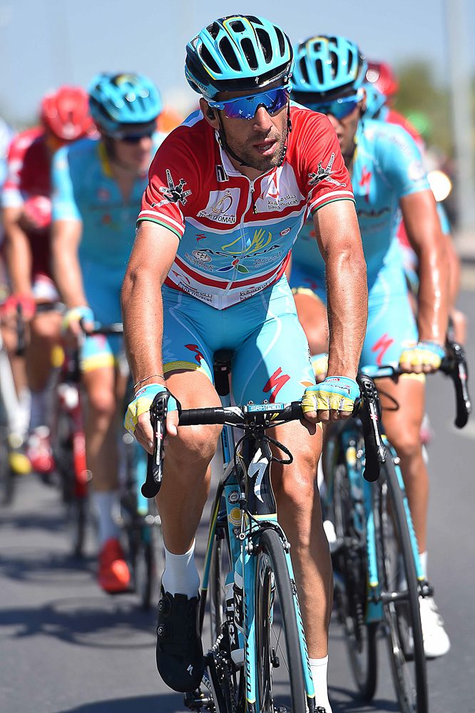 Vincenzo Nibali in the leader's jersey.