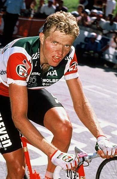 Ron Kiefel in 'human autobot' mode during the 1985 Giro. Photo ©: Ron Kiefel