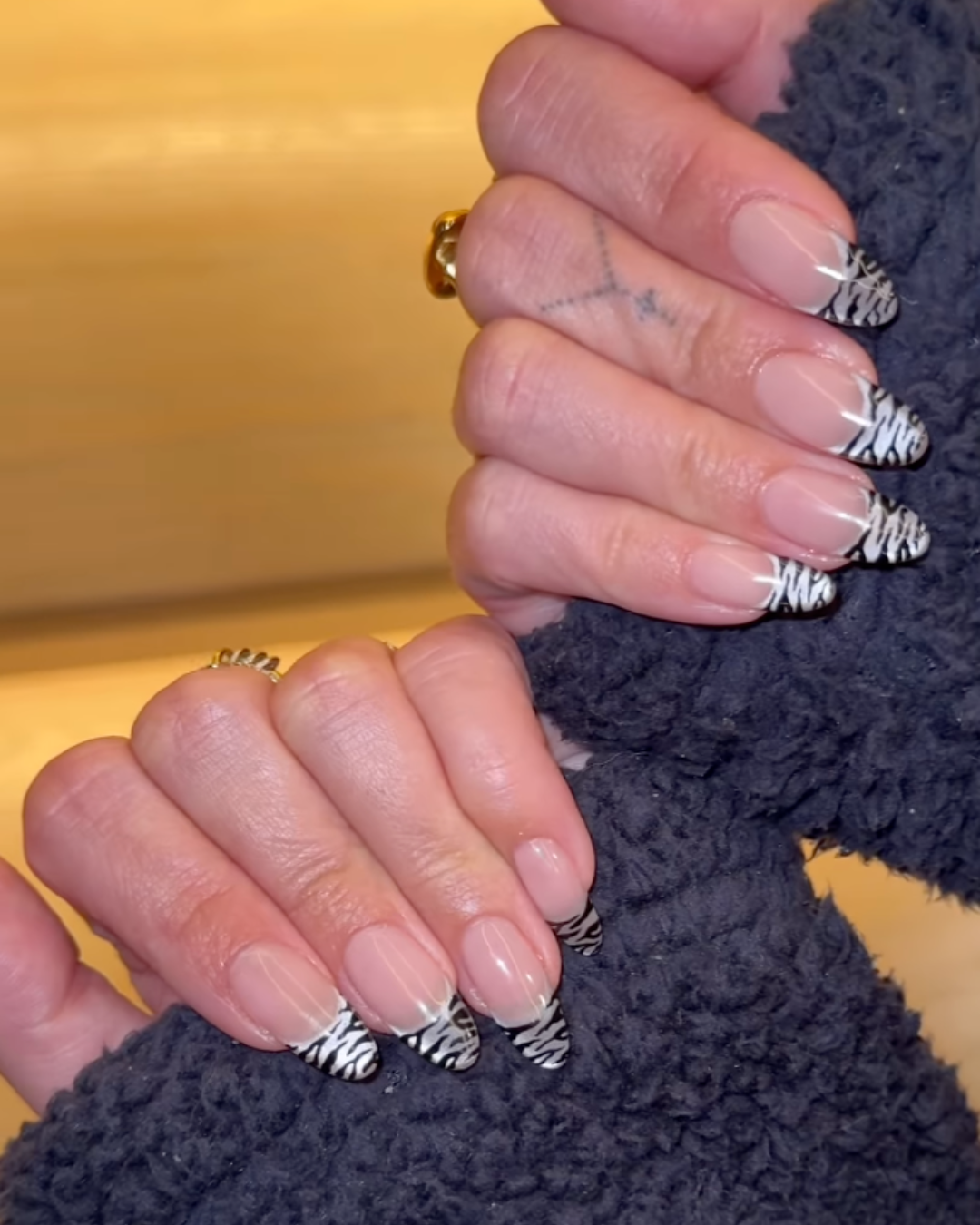 White velvet tiger nails.
