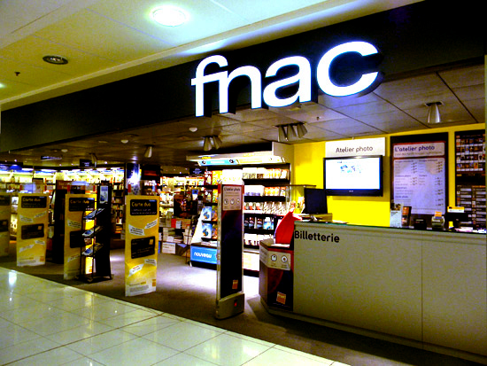 FNAC Uses Navori For Corporate and Retail Stores