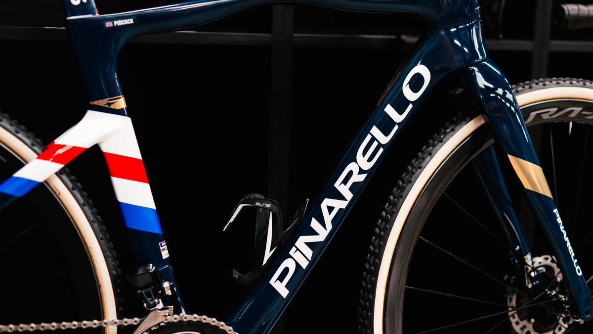 Pro bike Tom Pidcock's Pinarello Crossista
