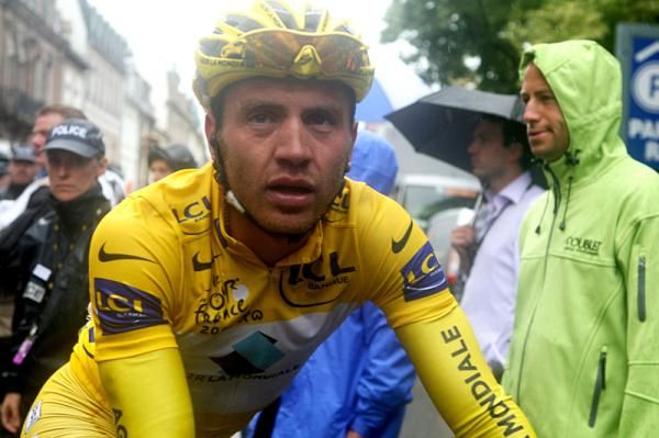 Rinaldo Nocentini (AG2R) still in yellow after stage 13.
