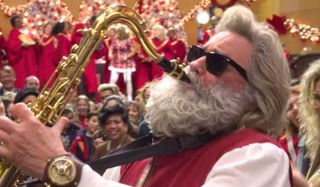 The Christmas Chronicles 2 Kurt Russell plays sax at the airport