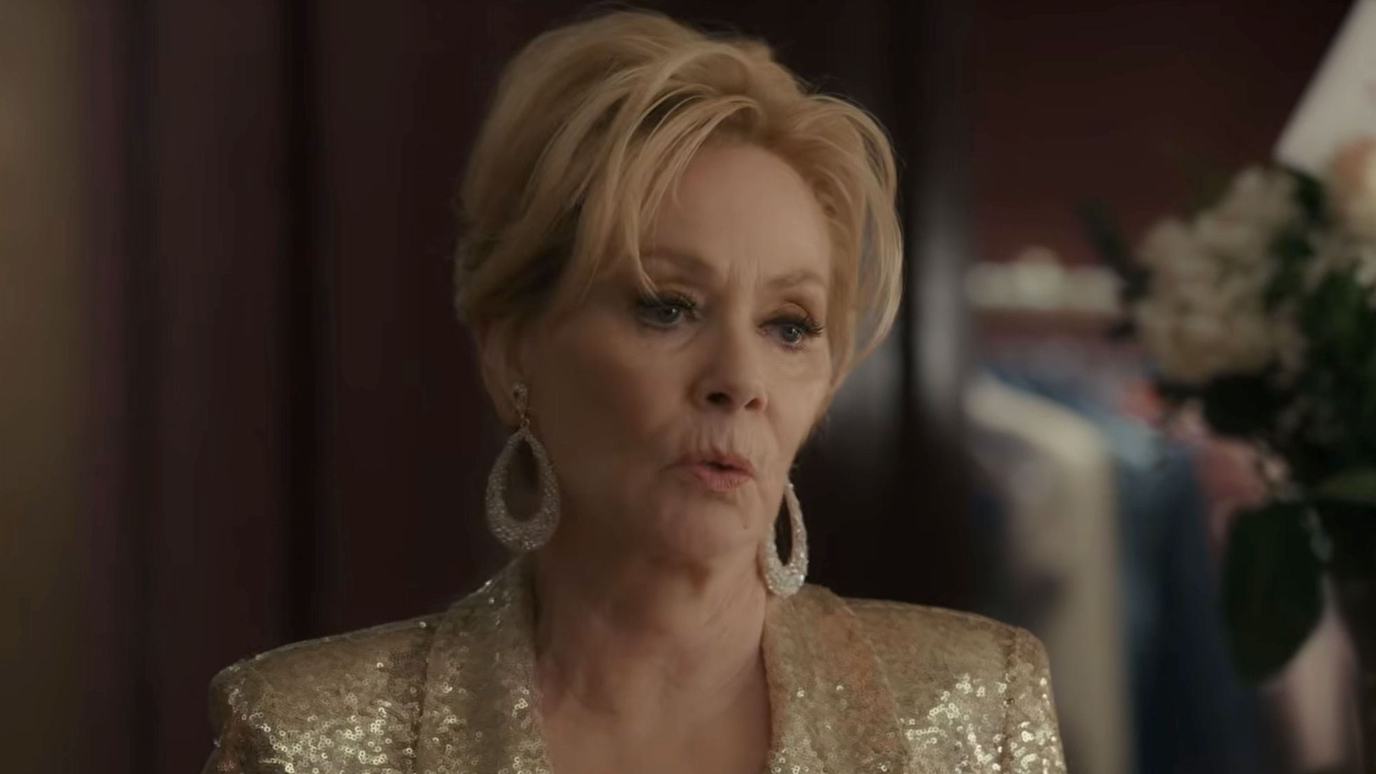 Deborah Vance (Jean Smart) addresses a crowd at a party on Hacks.