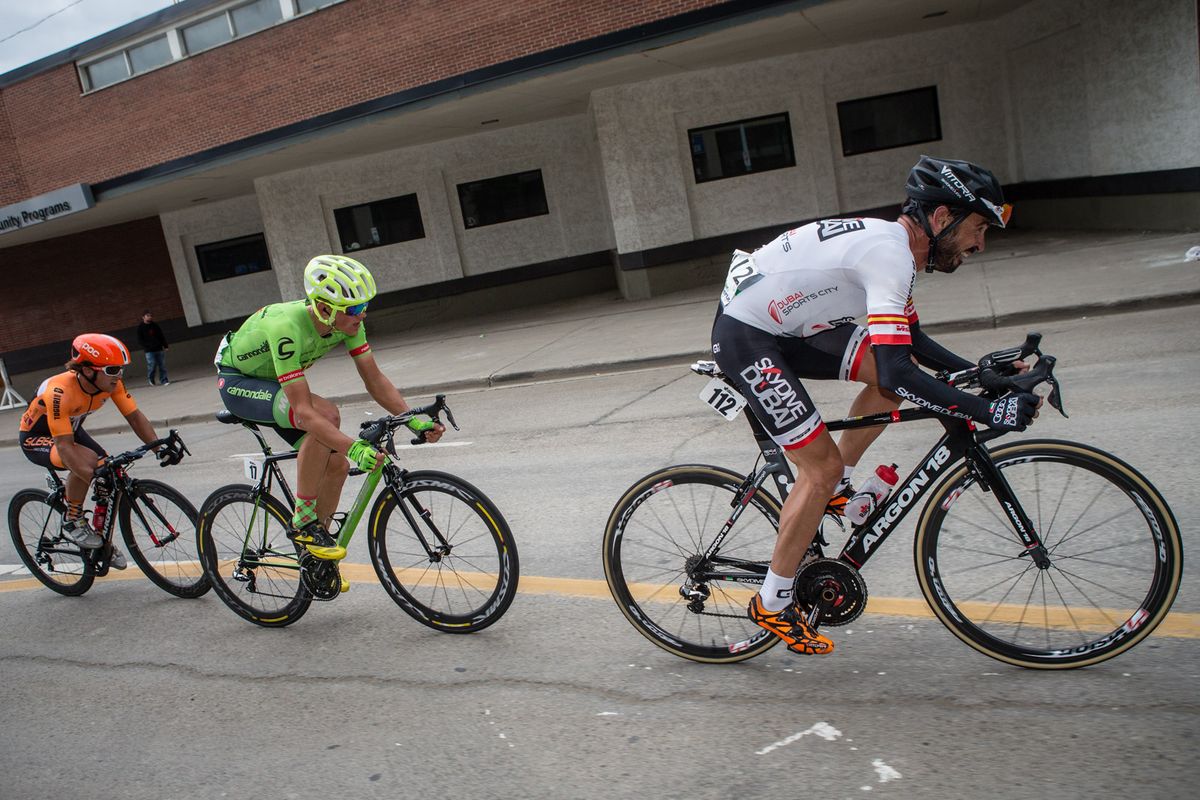 Francisco Mancebo (Skydive Dubai) leads the breakaway before taking the win