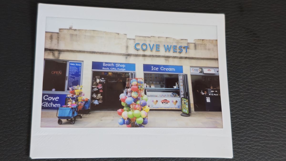 Fujifilm Instax Wide 400 review