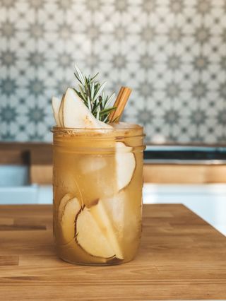 Pear Cinnamon Mocktail