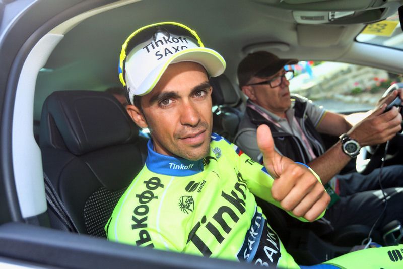 Thumbs up for Alberto Contador after moving into the pink jersey