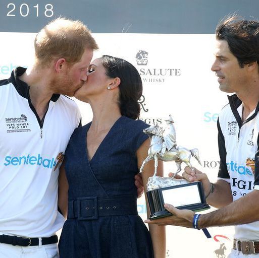 Prince Harry And Meghan Markle Kissing Photos At The Sentebale Polo 