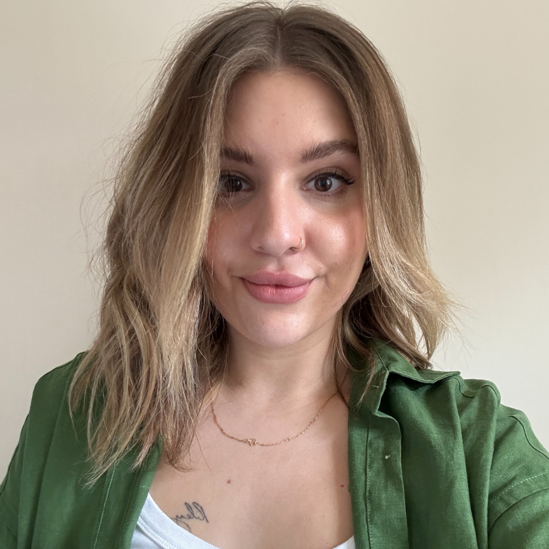 Shine sprays for hair - Rebecca Fearn