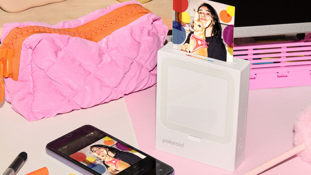 The Polaroid Hi-Print 3x3 portable photo printer