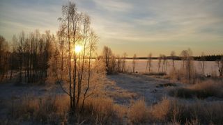 Golden hour in the far north and far south can last for hours. Image: Jamie Carter