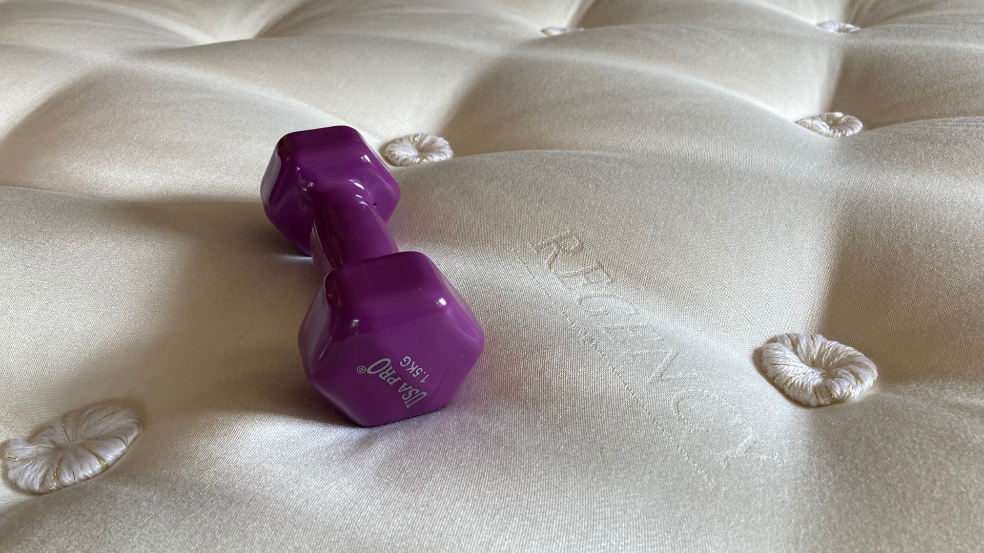 Testing the Sleepeezee Regency Kew 2800 Pocket Sprung Mattress in Madeline's home