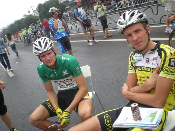 Alois Kankovsky setting up plans before stage 4