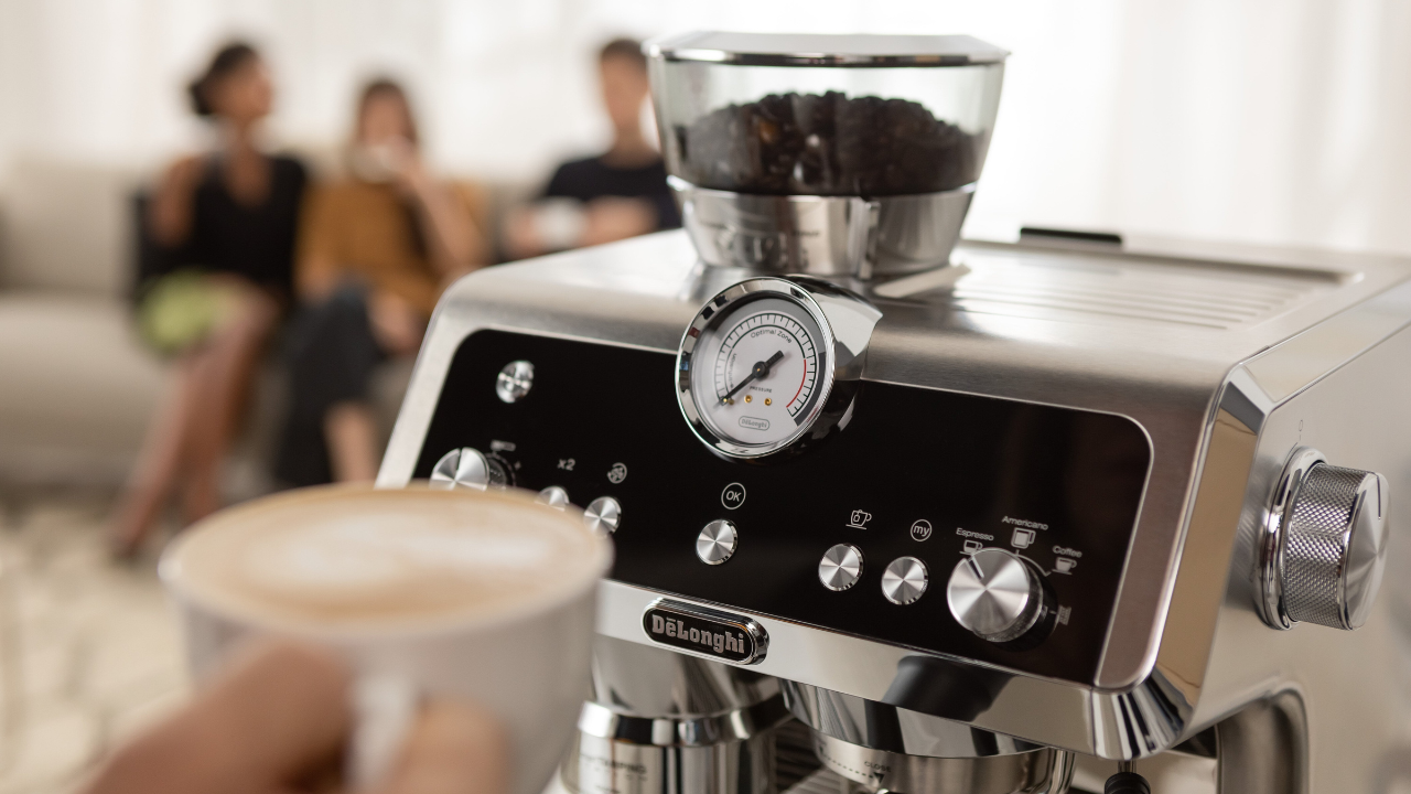 De’Longhi coffee machine