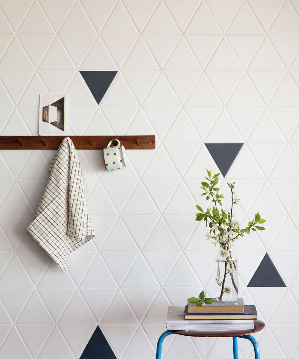 Triangular tile micro trend – everything you need to know | Homes and ...