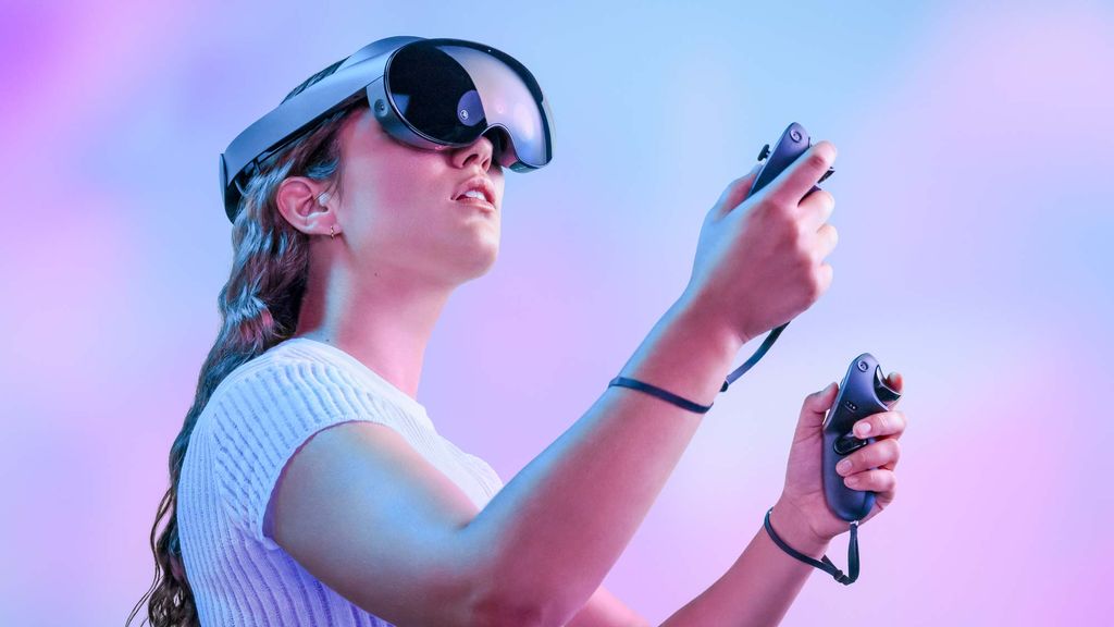 Mixed Reality vs Augmented Reality vs Virtual Reality — what's the difference? Tom's Guide