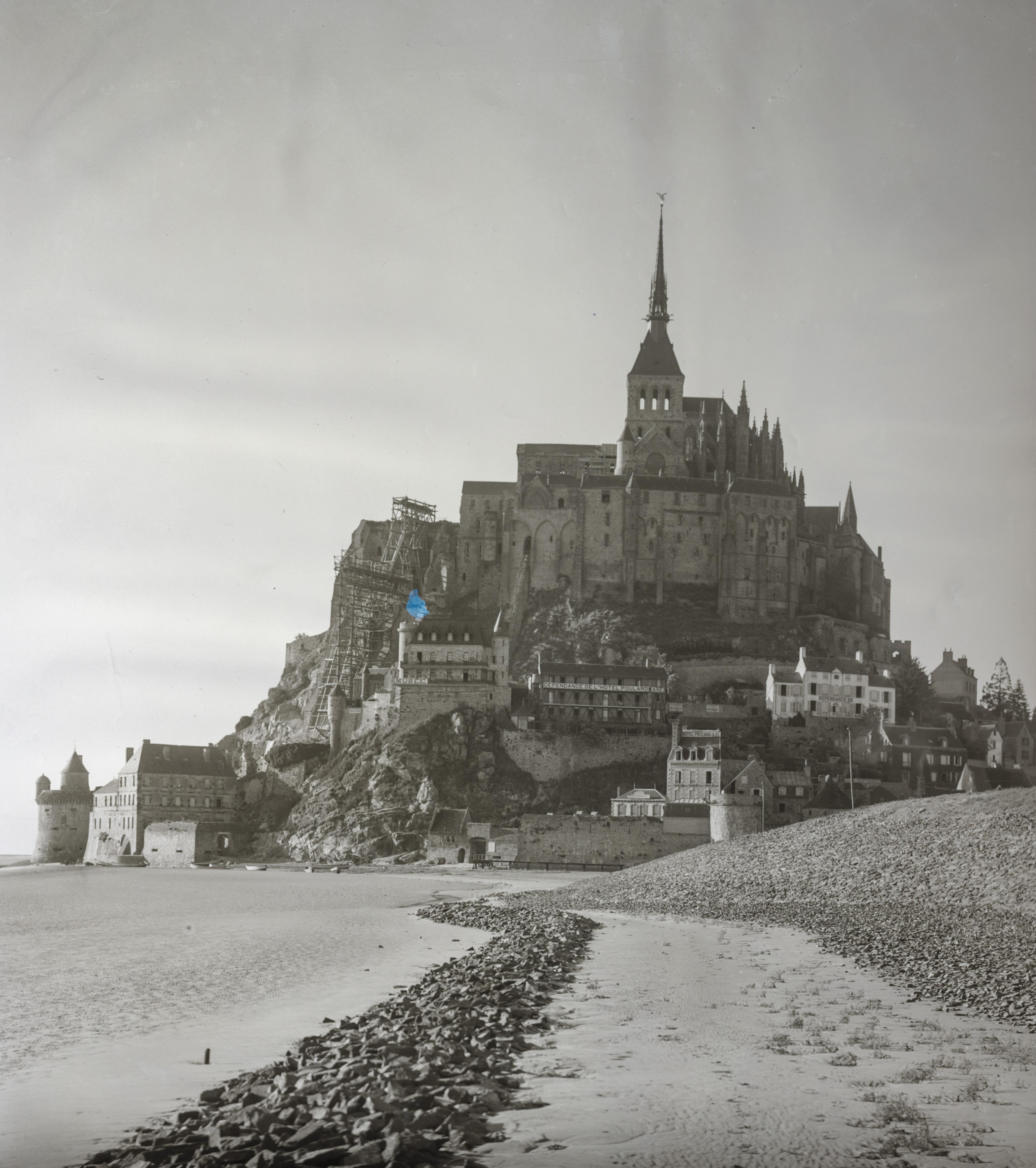 French ch&amp;acirc;teaux