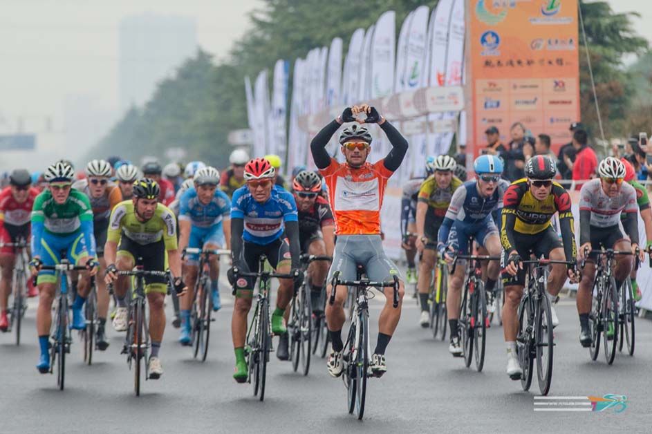 Jakub Mareczko wins stage 2