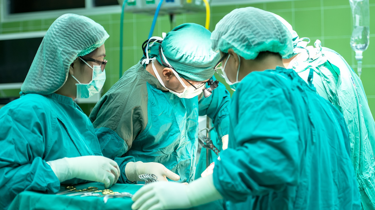 Surgeons Report Losing Hundreds of Work Hours Due to Inefficient Technology