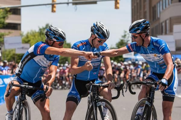 UnitedHealthcare riders getting pumped for the race.