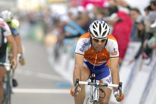 Oscar Freire won the sprint for second place in the Tour de Suisse's seventh stage.