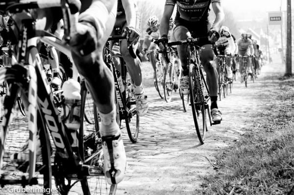 The dusty cobbles on the road to Waregem