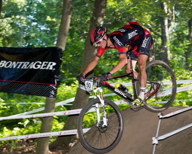 Stephen Ettinger in Nitro Amphitheater boulder drop