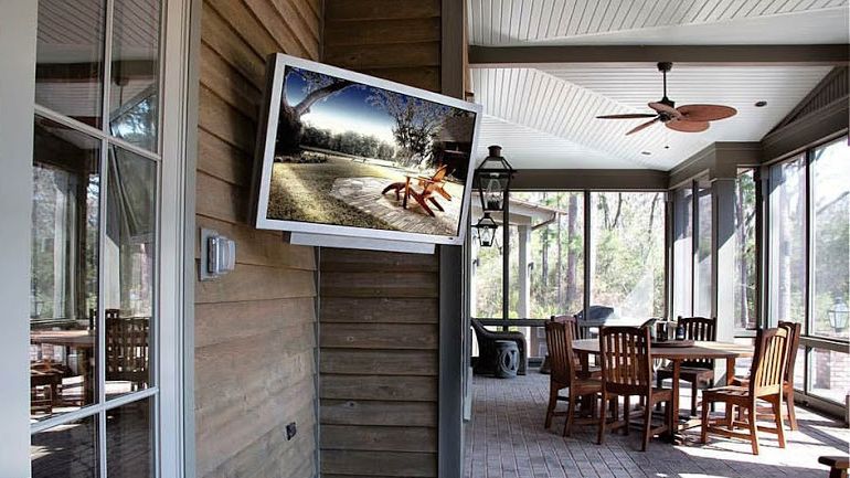 Should I An Outdoor Tv Techradar, Best Outdoor Tv Setup