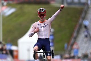 Dutch Ryan Kamp celebrates as he crosses the finish line to win the Cyclocross World Championships Team Relay, in Hoogerheide, The Netherlands on Friday 03 February 2023.
BELGA PHOTO JASPER JACOBS (Photo by JASPER JACOBS / BELGA MAG / Belga via AFP) (Photo by JASPER JACOBS/BELGA MAG/AFP via Getty Images)