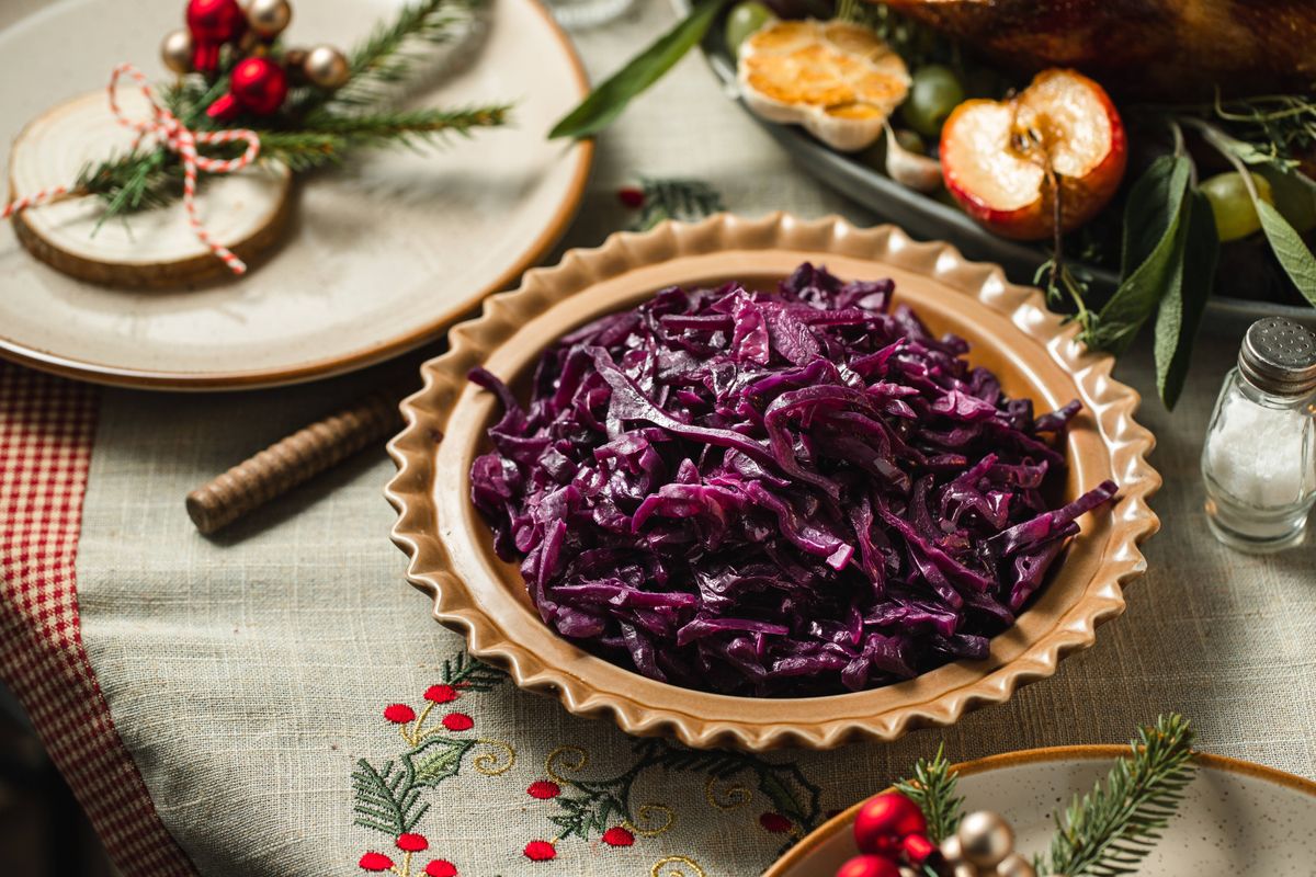 Christmas red cabbage | British Recipes | GoodtoKnow