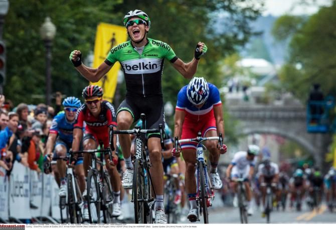 Robert Gesink (Belkin) beat Arthur Vichot (FDJ) and Greg Van Avermaet (BMC)