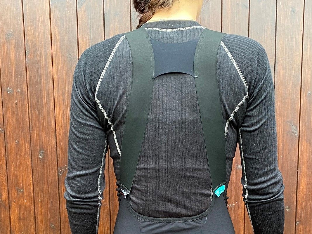 Rear strap