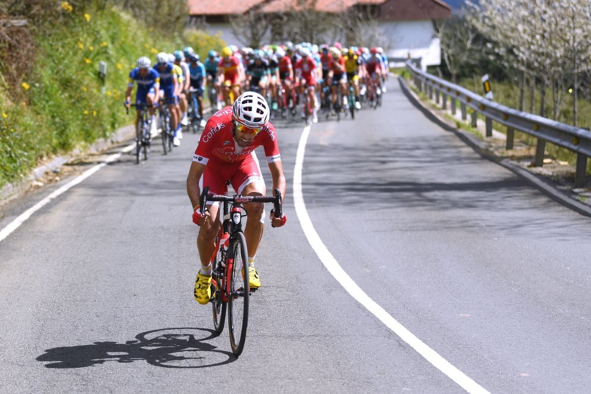 Dani Navarro (Cofidis) attacks