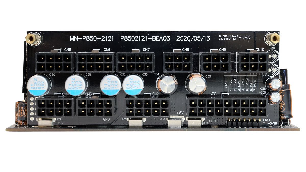 Gigabyte UD850GM