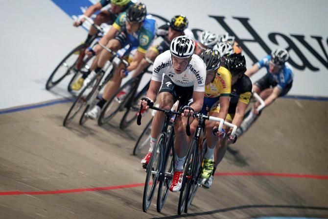 Iljo Keisse sets the pace