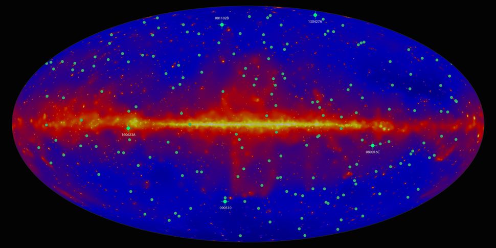 Faster-Than-Light Travel Could Explain Mysterious Signals Beaming Through the Cosmos