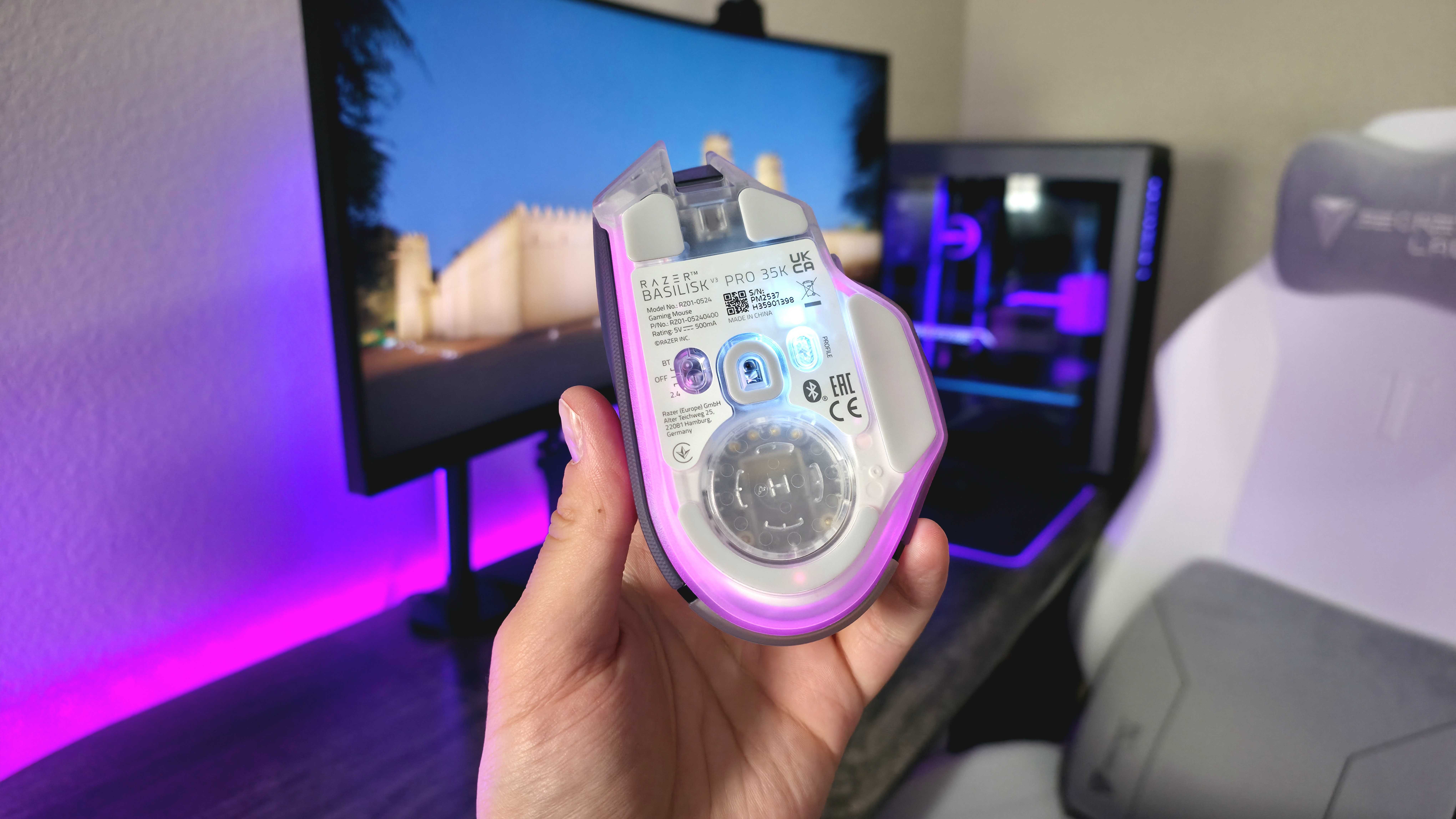 Image of the Razer Phantom White Collection.