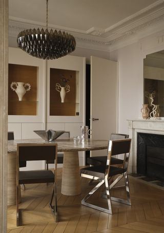 A dining room with oak flooring