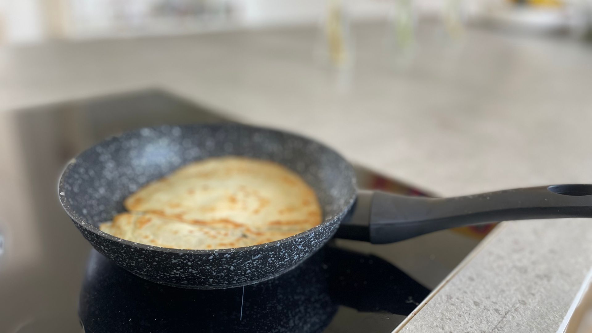 Pancake on the Salter Megastone Frying Pan Set
