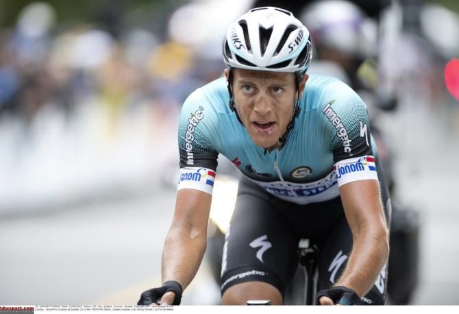 Niki Terpstra grimaces