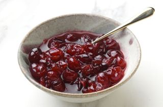 christmas_recipes_to_be_made_in_advance_cranberry_sauce