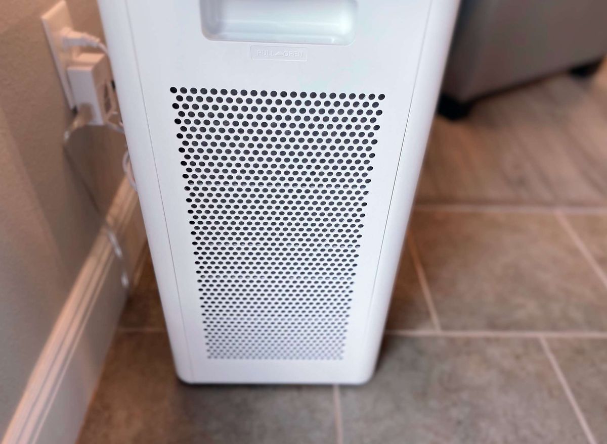 Vocolinc Pureflow Smart Air Purifier Side View