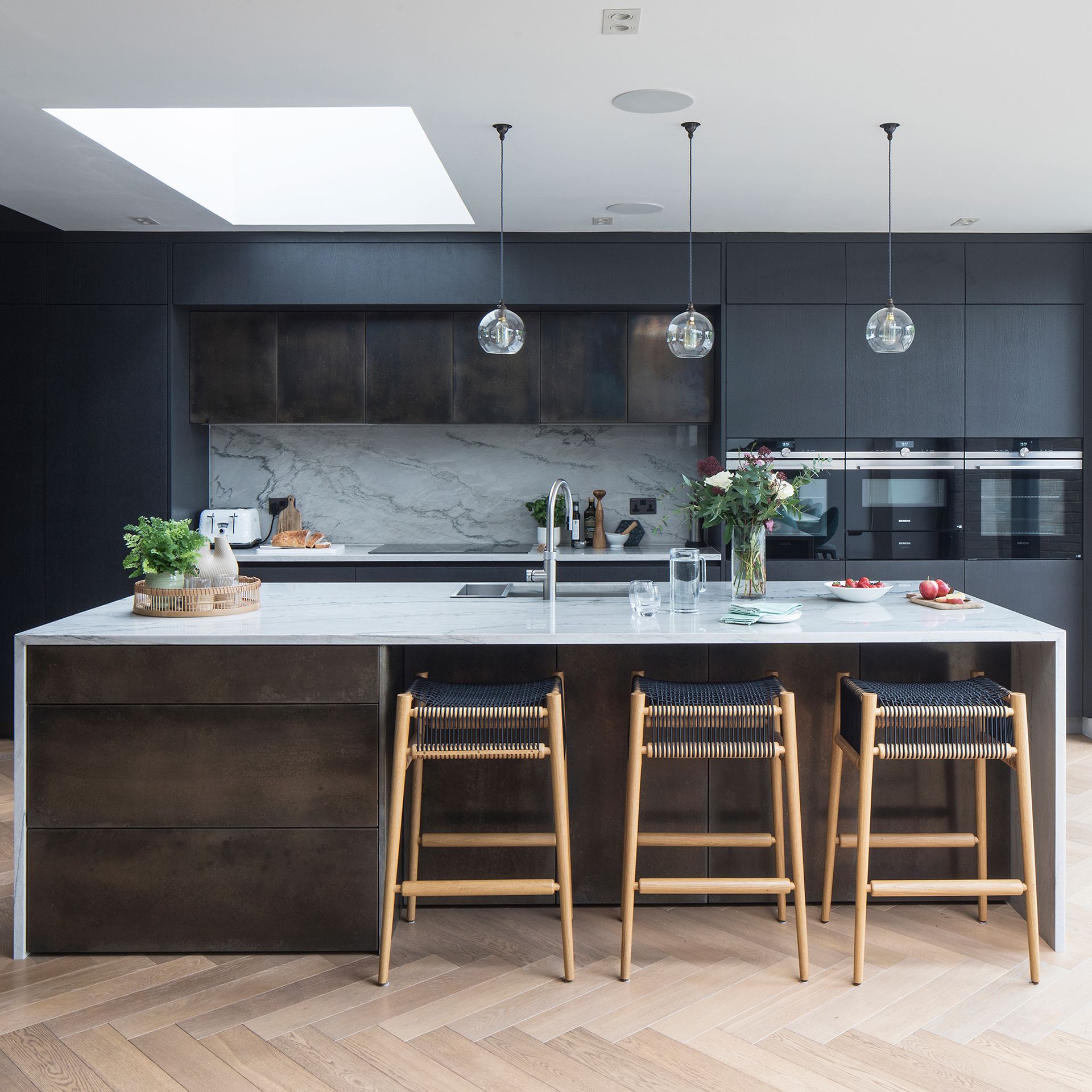 Stylish dark kitchen ideas to make you rethink white units | Ideal Home