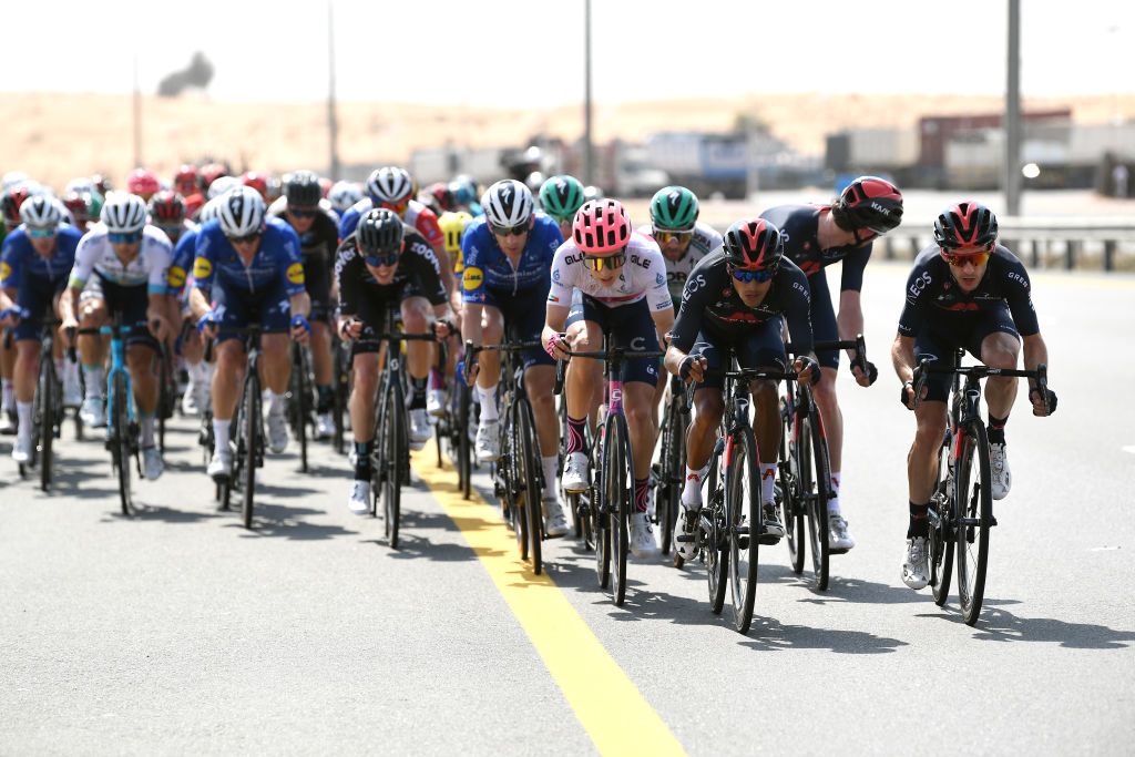 Ineos Grenadiers were careful to be up front when there was a risk of echelons mid-stage